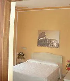 La Dolce Vita Romana 2*, רומא